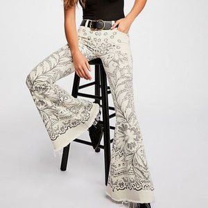 Free People Denim Super Flare Jeans- cream/gray